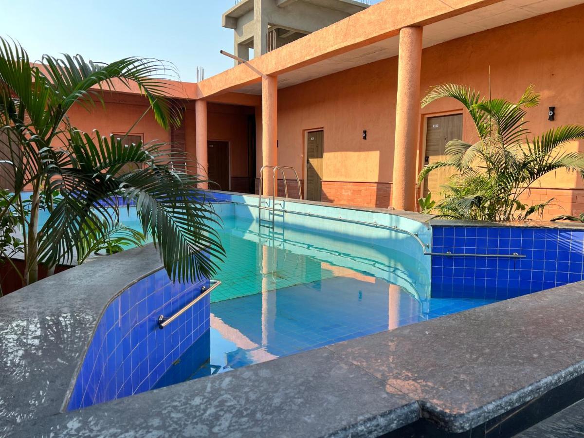 Santu Basil - An Eco Resort בהבנגאר מראה חיצוני תמונה